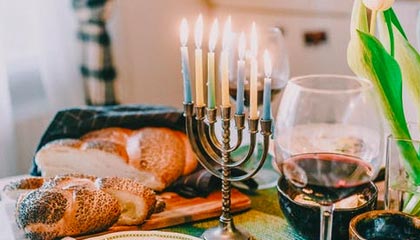 开云体育下载官网-穿越火线 Snake惊艳首秀 力克强敌晋级，cf可真是太厉害了